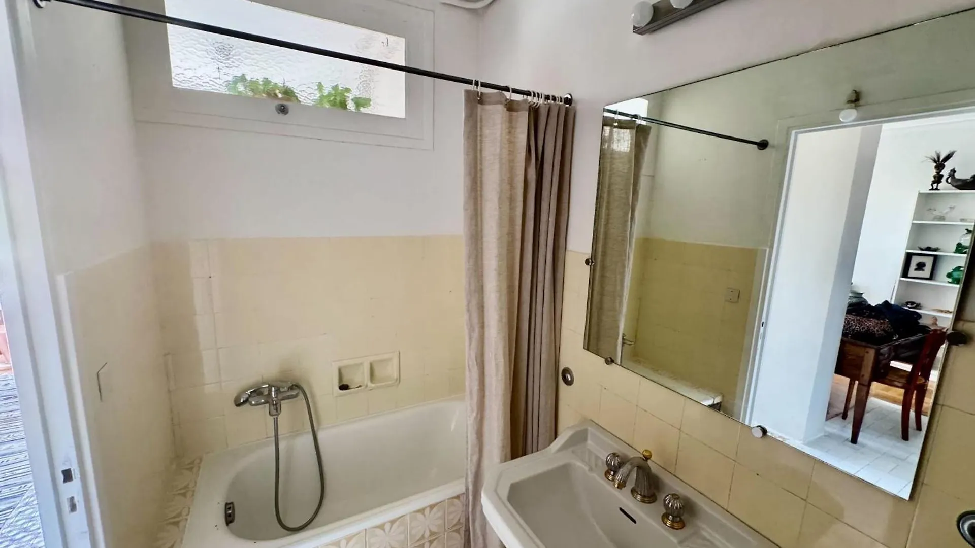 Beautiful T2 With Balcony Near Downtown Apartamento Nice França