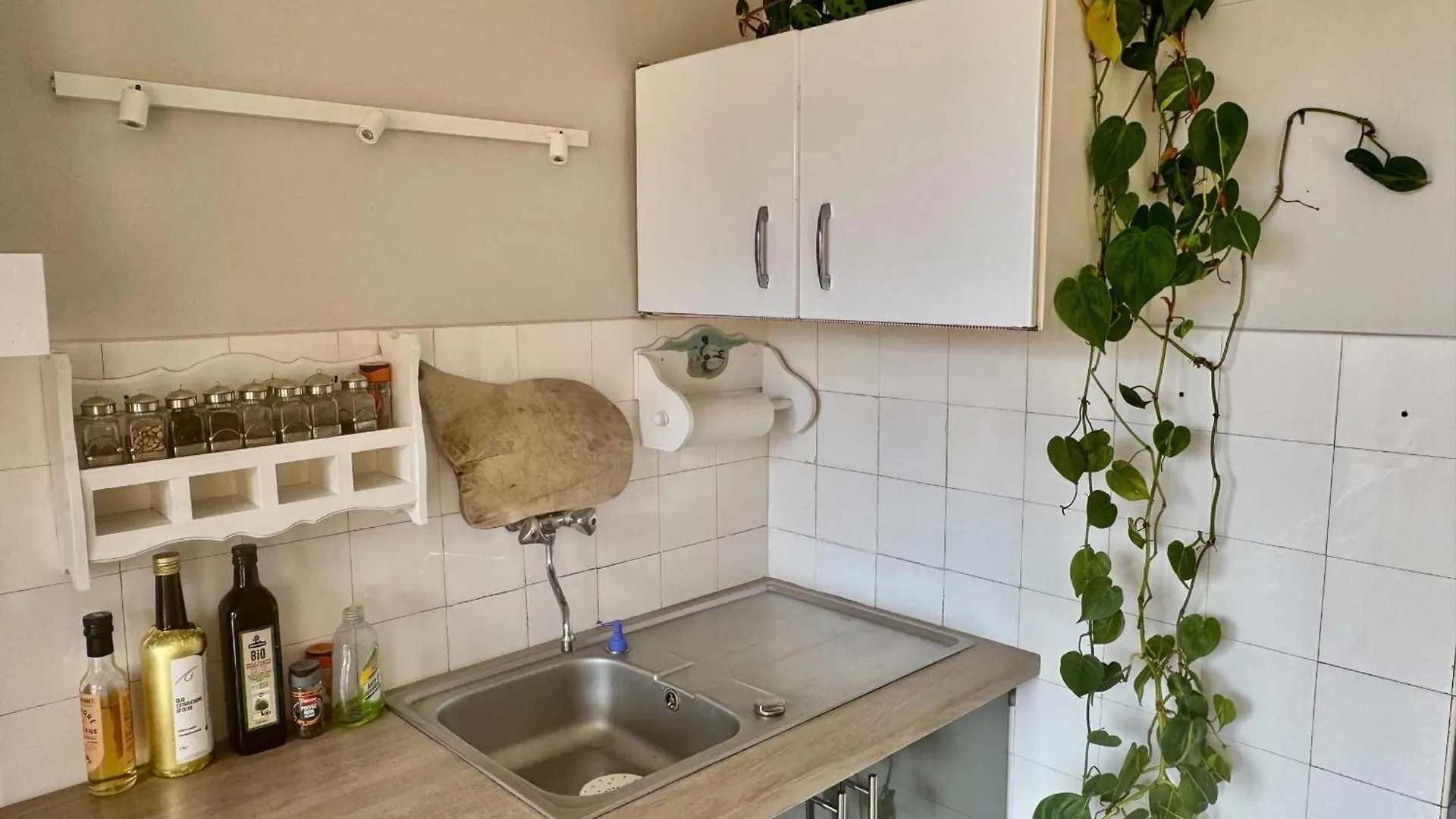 Beautiful T2 With Balcony Near Downtown Apartment Nice France